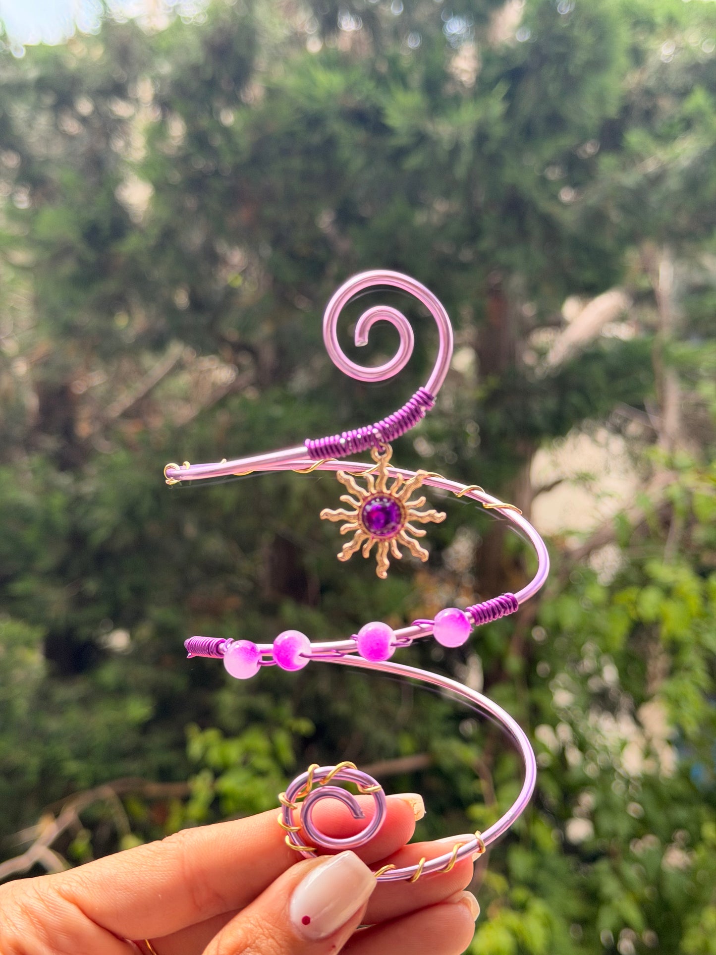 Flora arm cuff