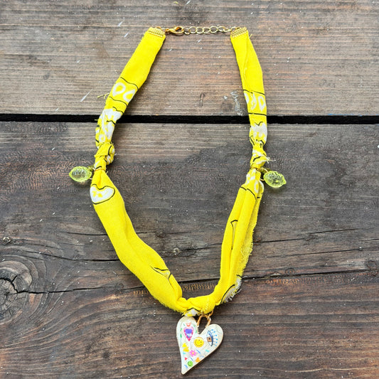 Yellow choker