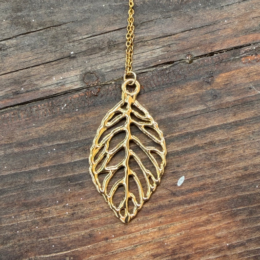 Leaf necklace